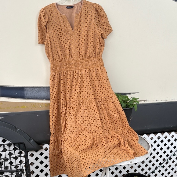 Elegant Tan Eyelet Dress - Picture 2 of 7